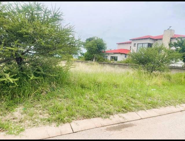 LAND FOR SALE IN CASA ACACIA